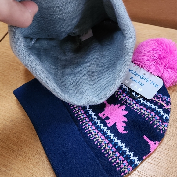 Toddlers Girls Pom Beanie Hats ~2 pack~ New with tags! - Picture 2 of 4